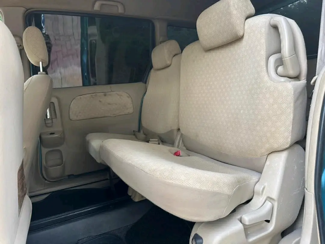 Toyota Sienta Light Blue (DLH) thumbnail 8