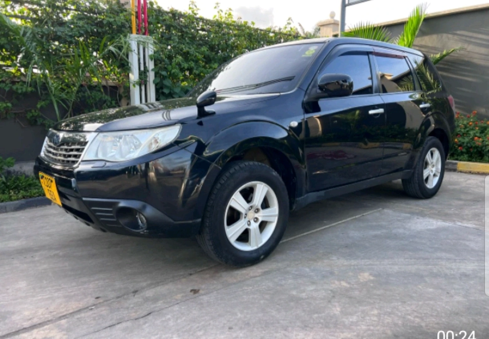Subaru Forester 2009 SUV Reg No. EEA thumbnail 3