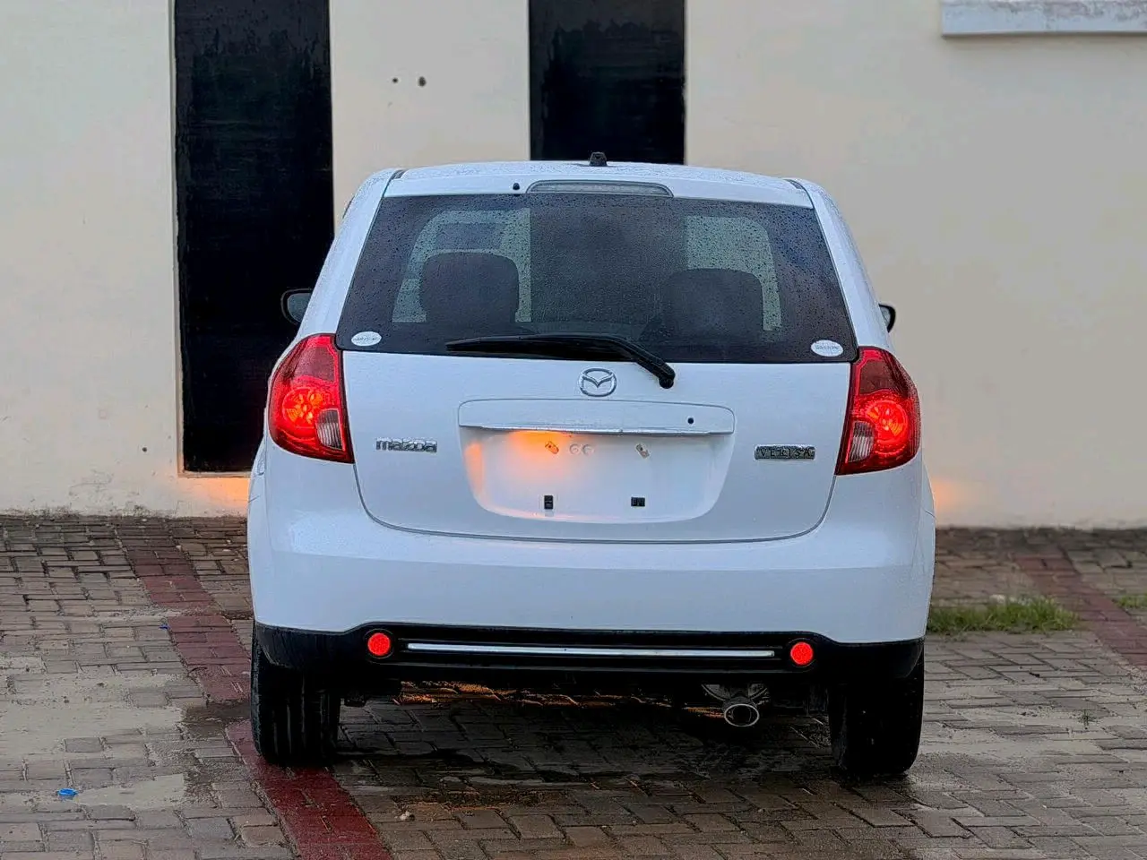 Mazda Verisa 2008 thumbnail 6