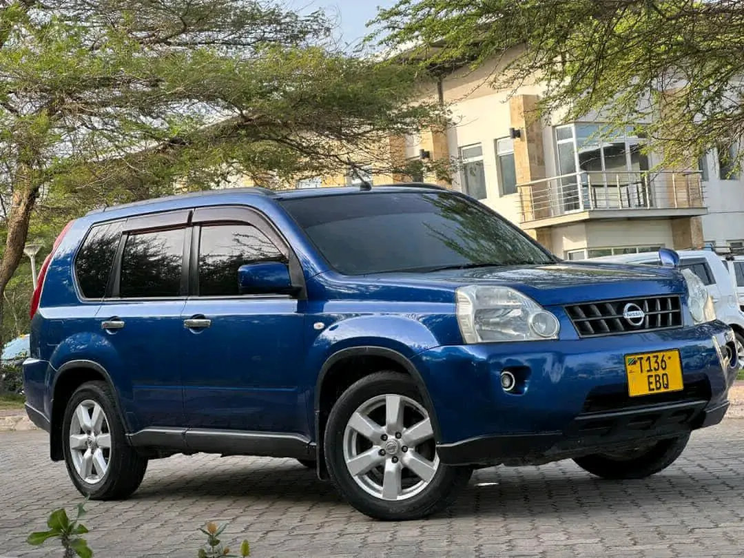 Blue 2008 Nissan X-Trail SUV thumbnail 3