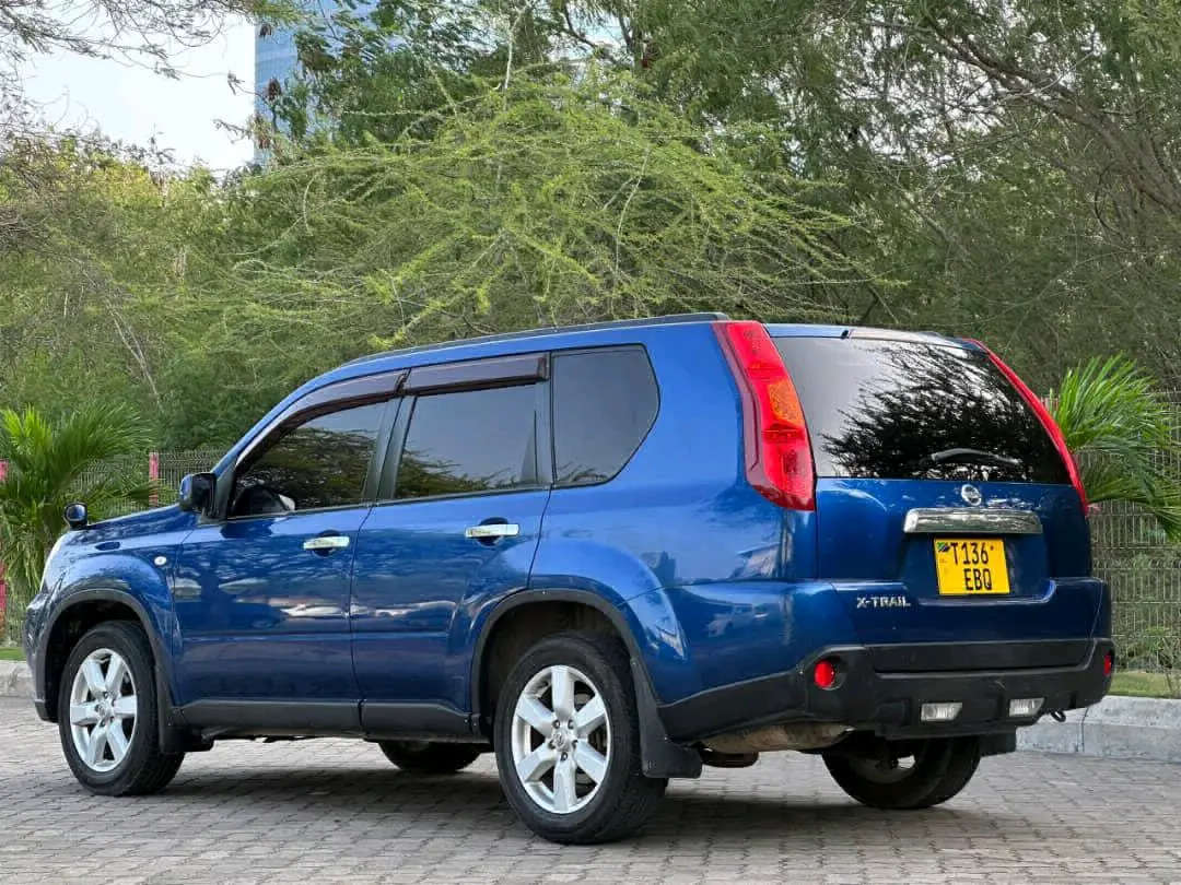 Blue 2008 Nissan X-Trail SUV thumbnail 4