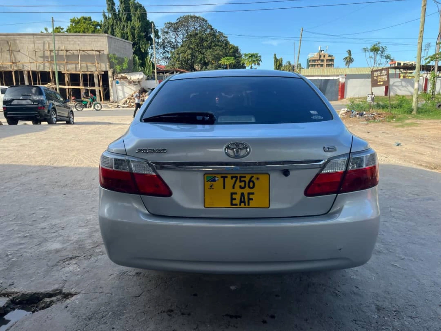 Toyota Premio Sedan 2009 (1490cc) - Exchange Allowed thumbnail 2