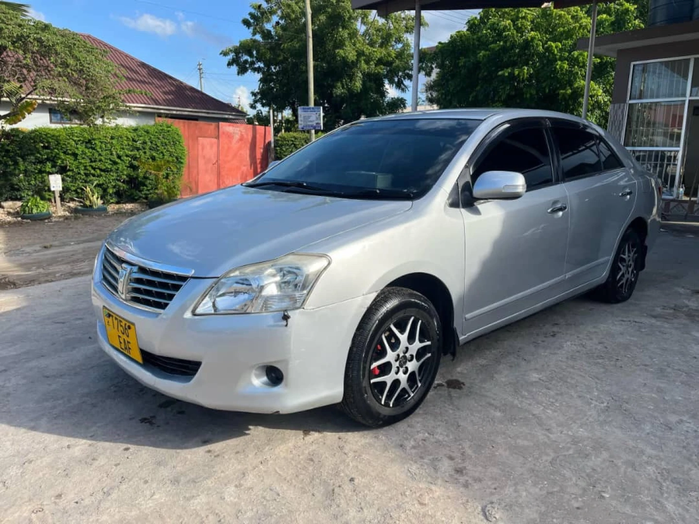 Toyota Premio Sedan 2009 (1490cc) - Exchange Allowed thumbnail 4