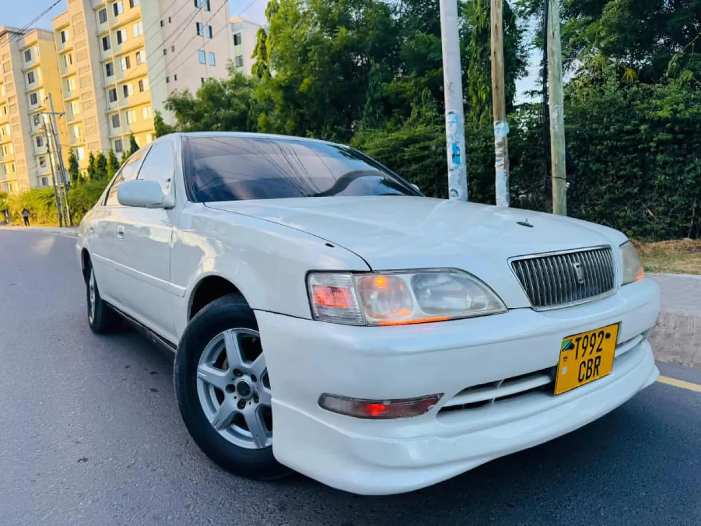 Toyota Cresta GX CBR for Sale thumbnail 2