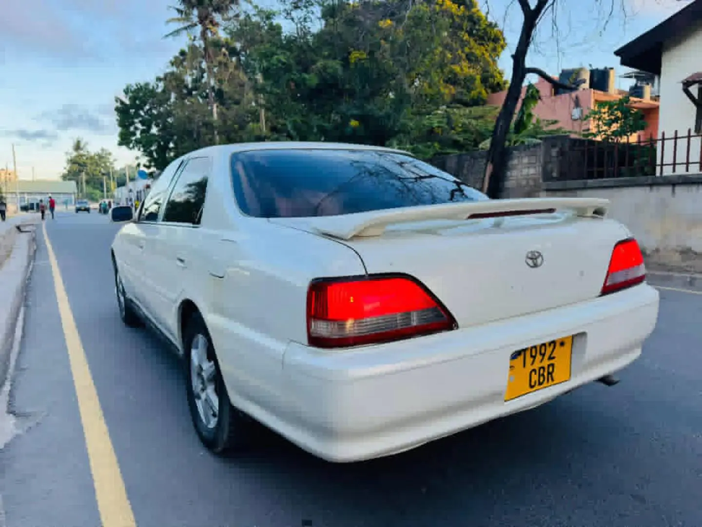 Toyota Cresta GX CBR for Sale thumbnail 4