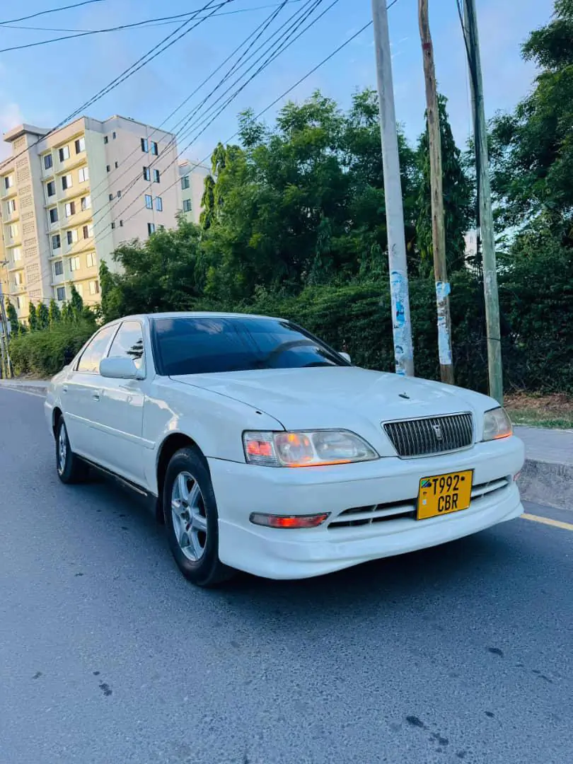 Toyota Cresta GX CBR for Sale thumbnail 9