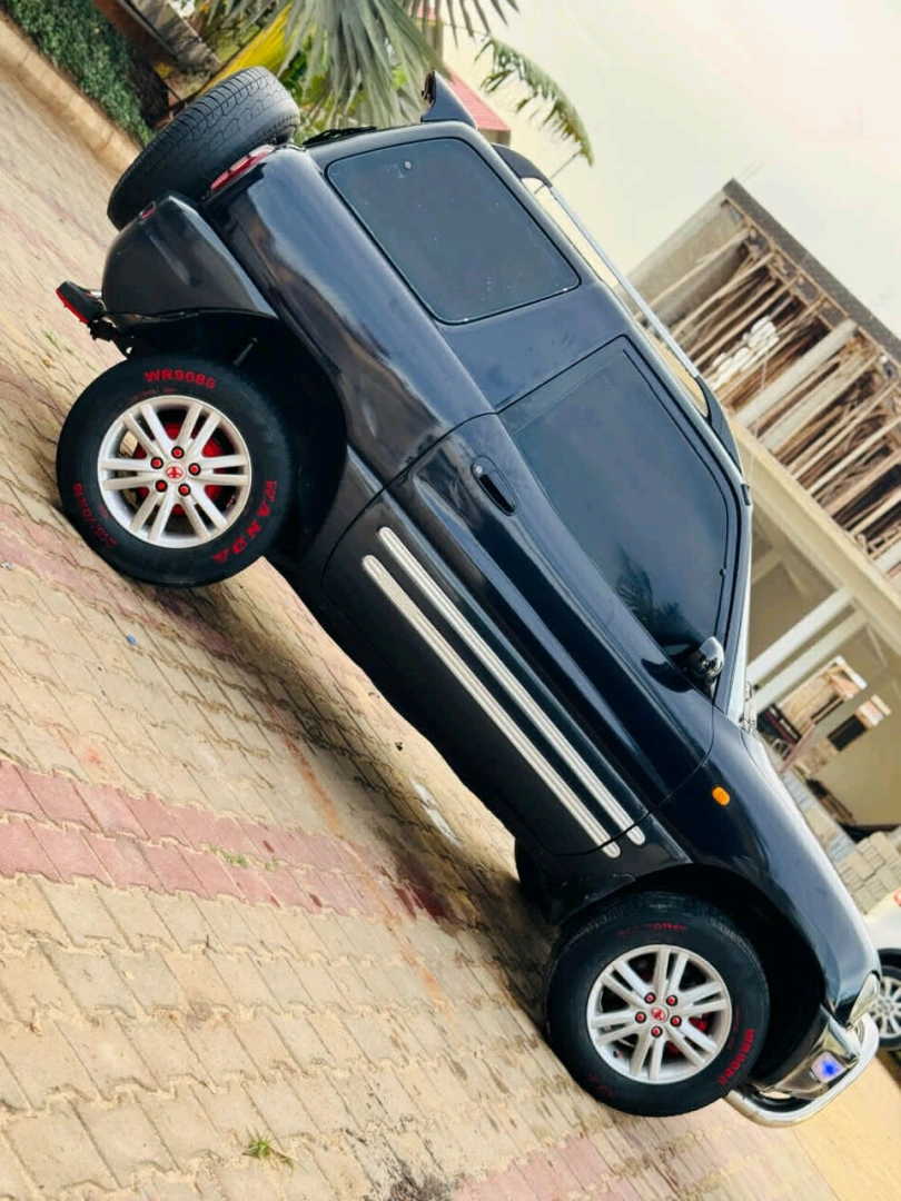 Toyota RAV4 Short Chassis (Kipisi) Automatic thumbnail 2