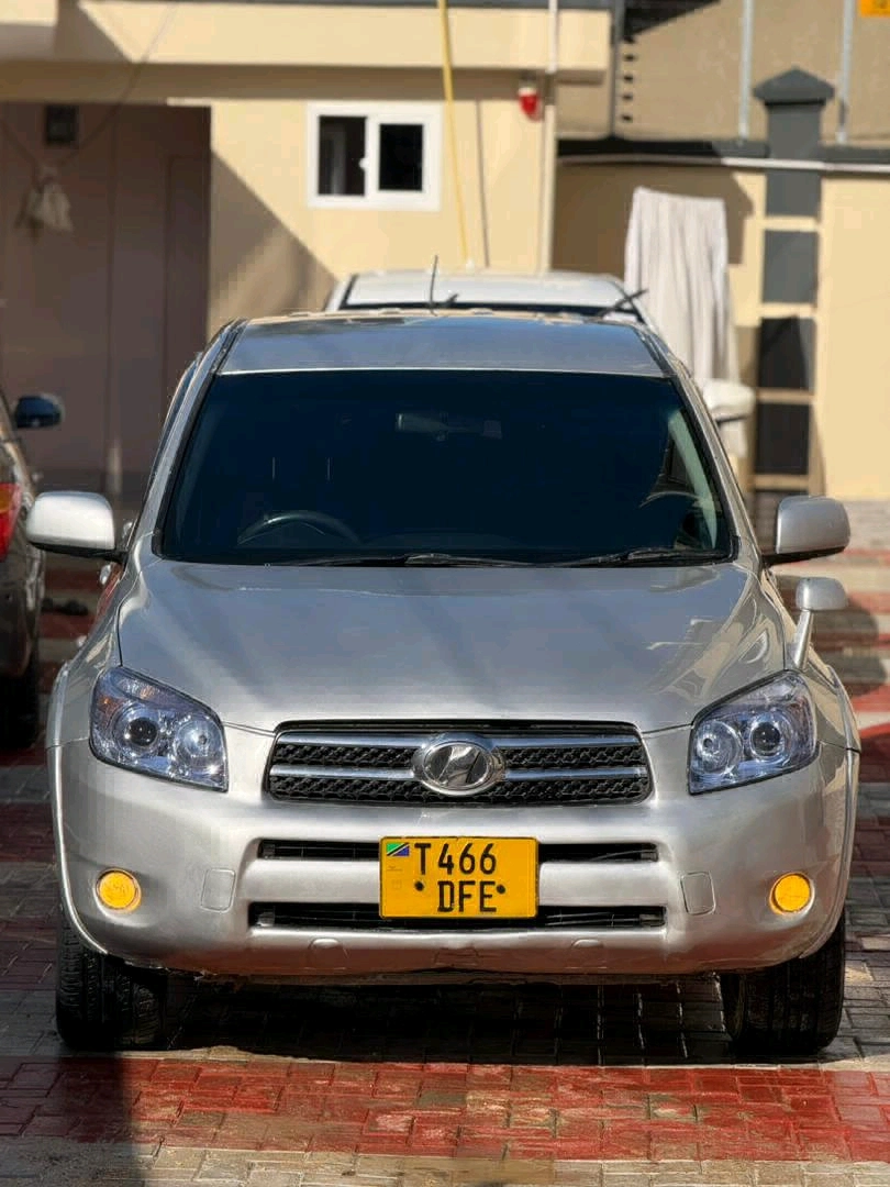 Toyota RAV4 2006 (Miss Tanzania) 2360 CC