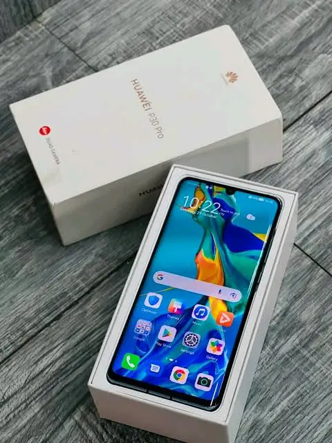 Huawei P30 Pro 8GB/128GB - Warranty 2 Years thumbnail 3
