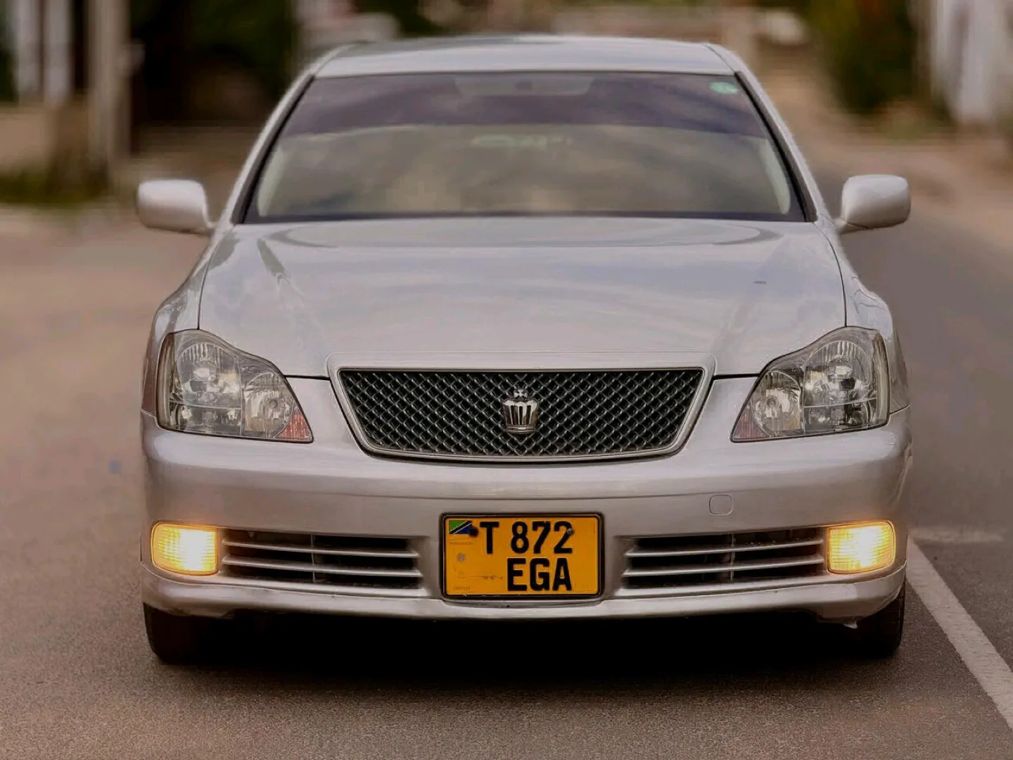 Toyota Crown Athlete Sedan 2004-05 (2490cc)
