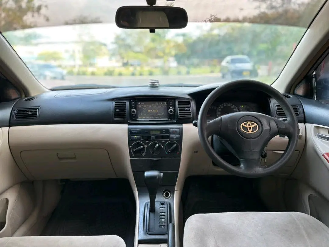 Toyota RunX 2002, 1490cc, Bei/Gold thumbnail 8