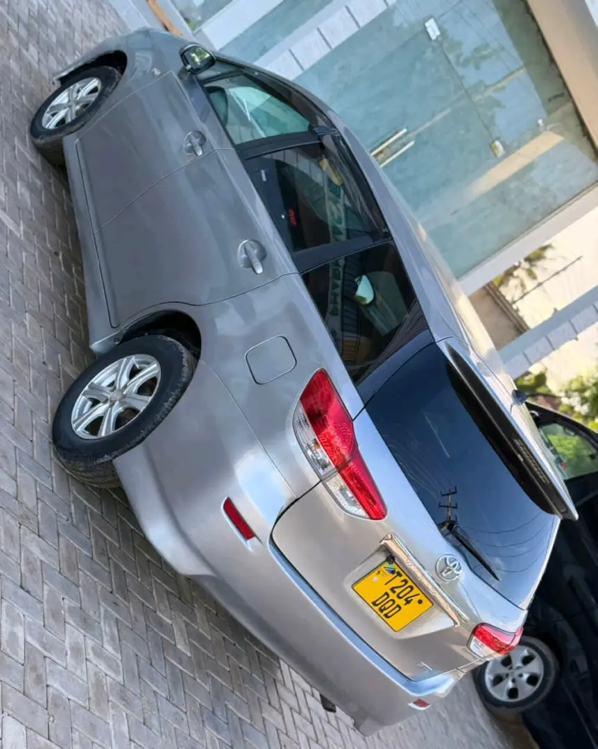 Toyota Wish New Model (DQD) thumbnail 4