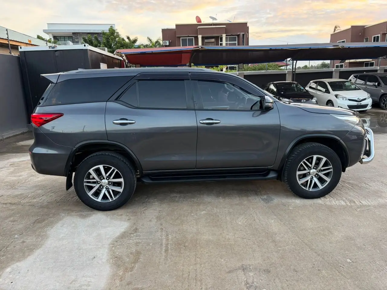 2019 Toyota Fortuner 2.8 GD6 thumbnail 3