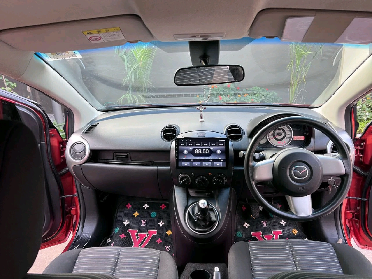 Mazda Demio 2009 Manual Gear for Sale (Reg EAH) thumbnail 5