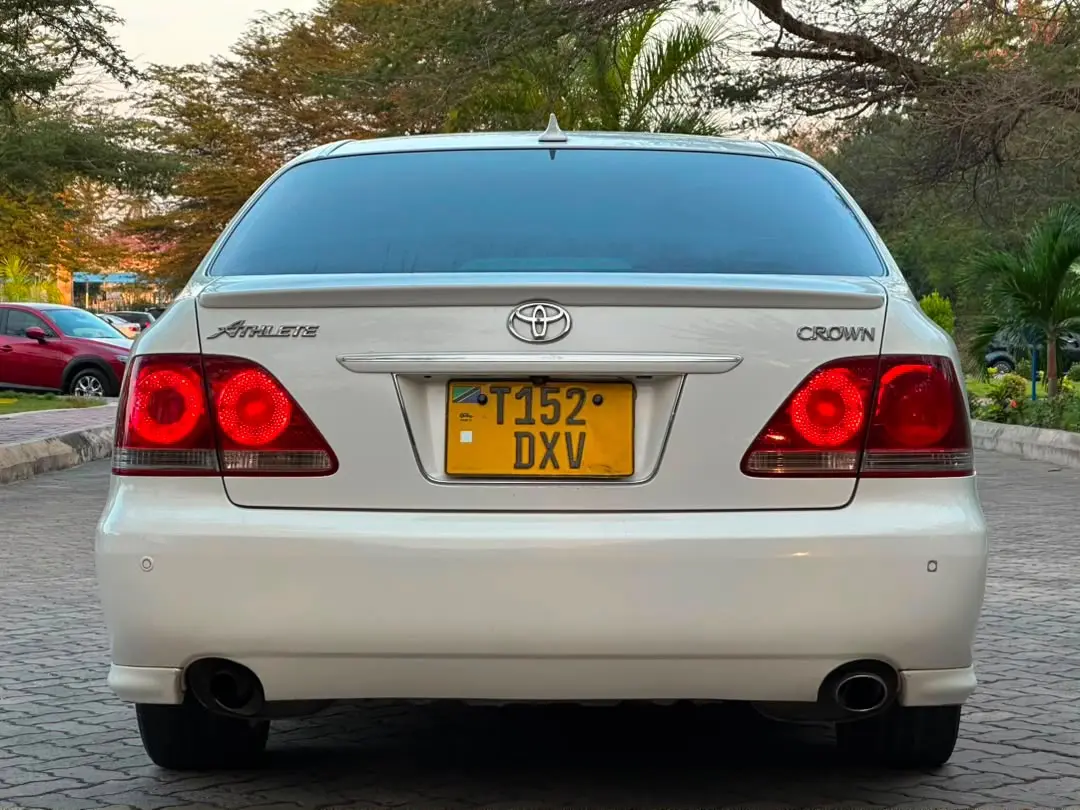 Toyota Crown Athlete 2008 thumbnail 2