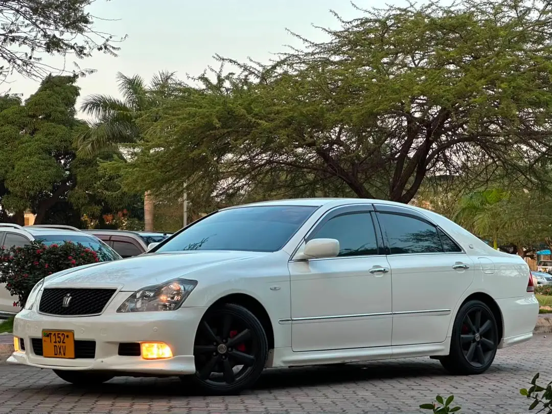 Toyota Crown Athlete 2008 thumbnail 3