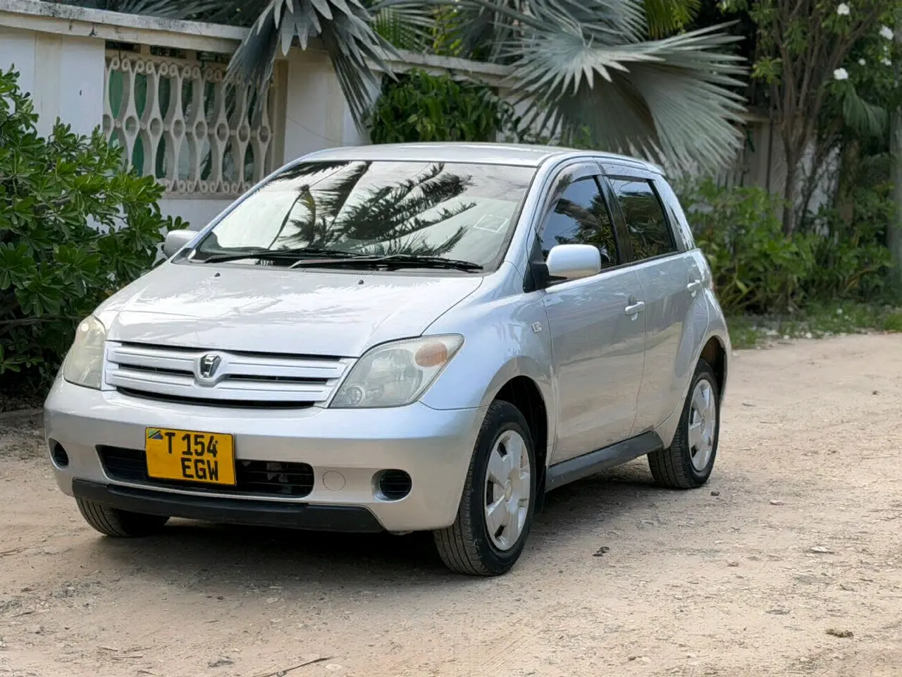 Toyota Ist EGW 1290cc for Sale thumbnail 4