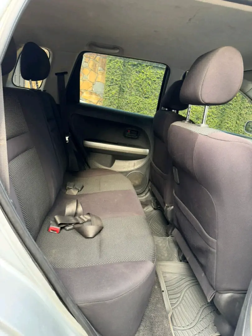 Toyota Ist EGW 1290cc for Sale thumbnail 7