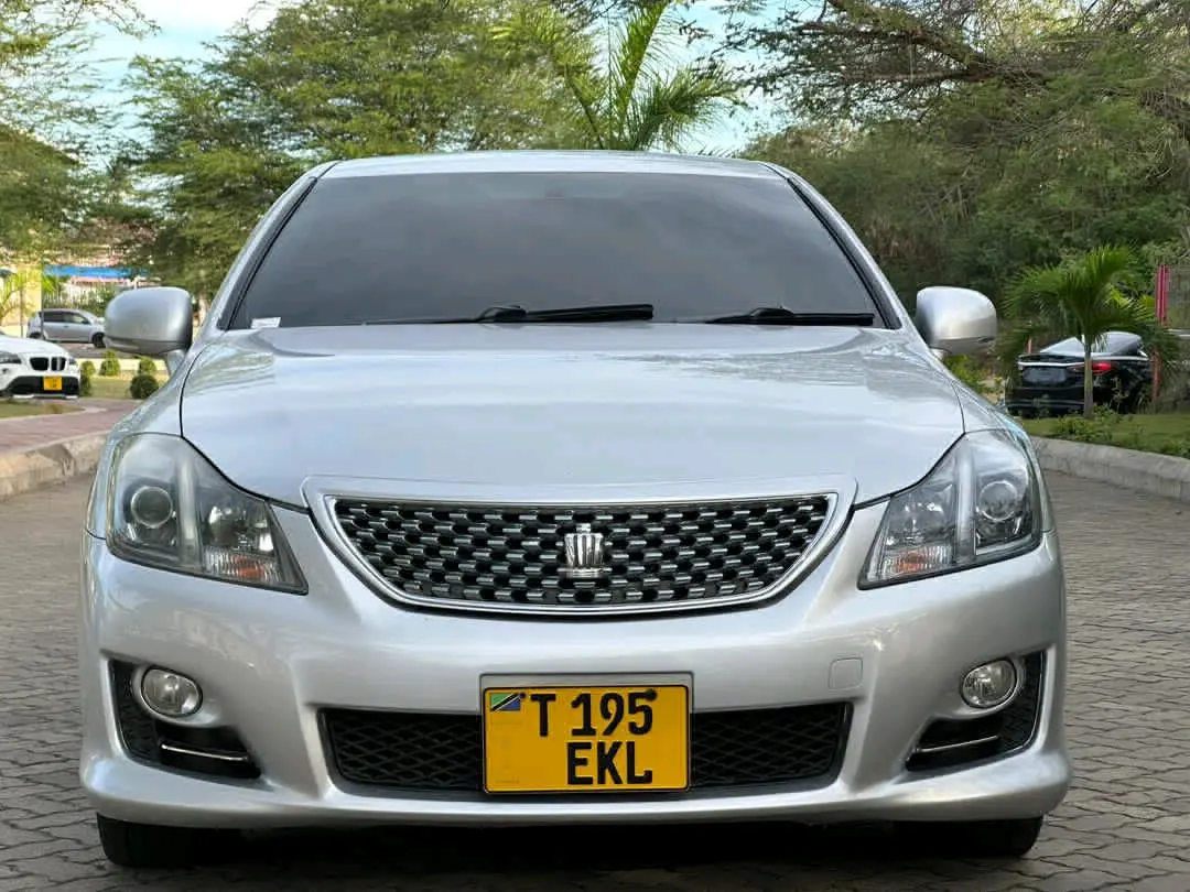 2009 Toyota Crown Athlete 2360cc Silver