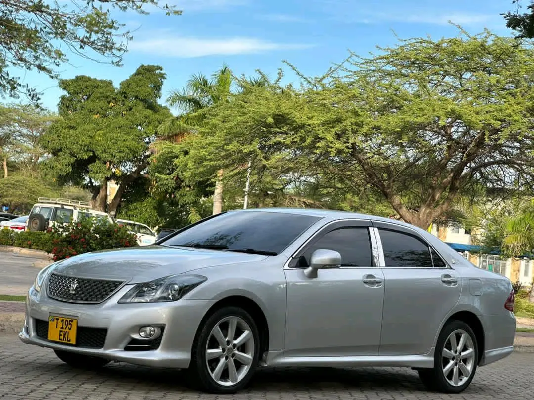 2009 Toyota Crown Athlete 2360cc Silver thumbnail 3