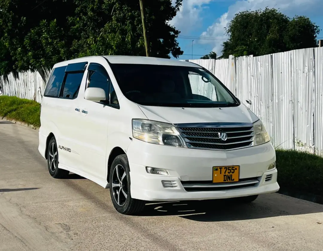 Toyota Alphard DNL thumbnail 2