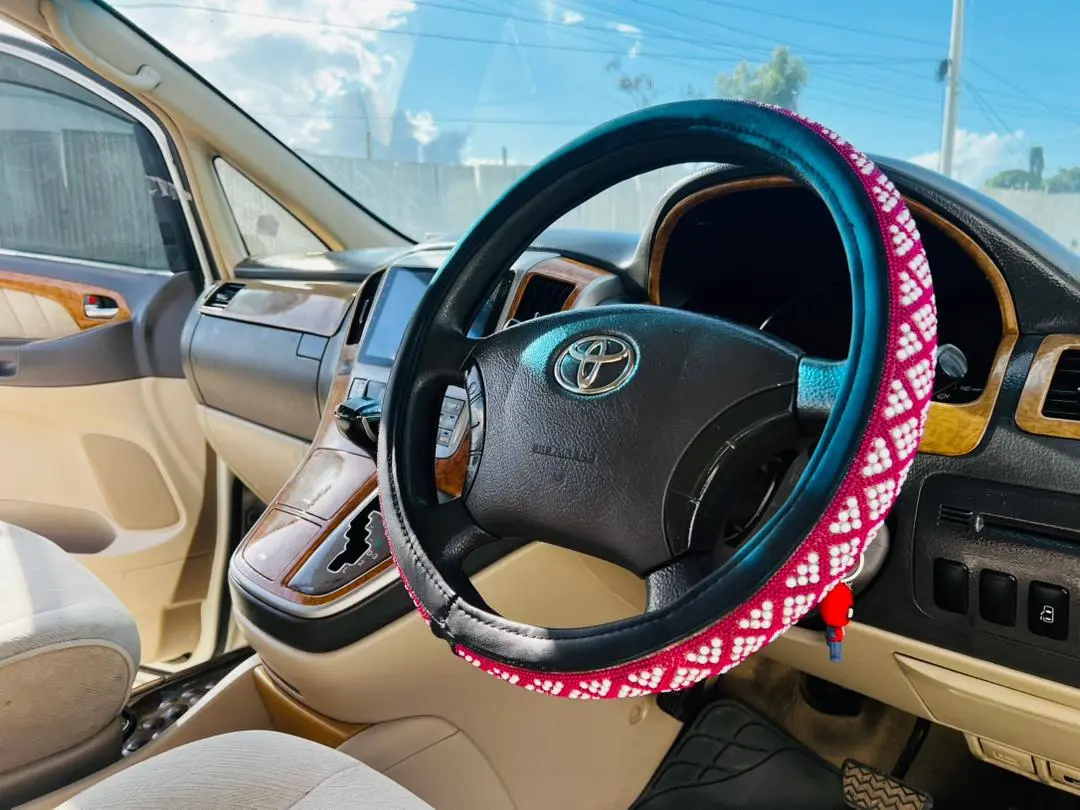 Toyota Alphard DNL thumbnail 7