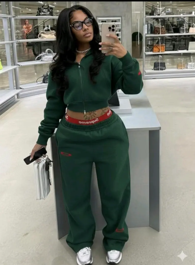 Women's Two-Piece Tracksuits thumbnail 3