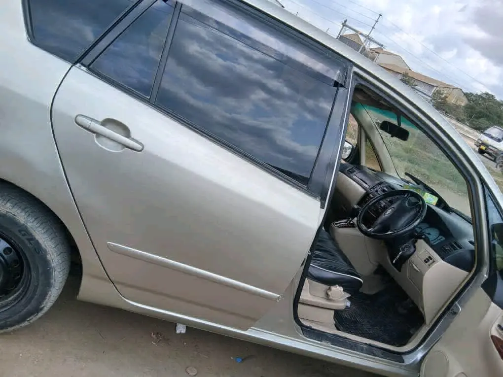 Toyota Spacio Minivan for Sale thumbnail 5