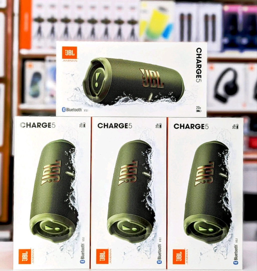 JBL Charge 5 Portable Bluetooth Speaker