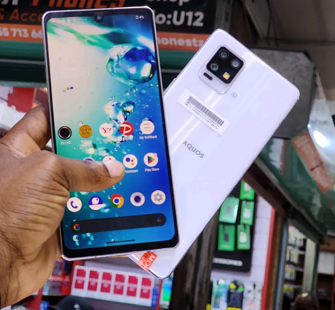 Sharp Aquos Zero 6 (128GB)