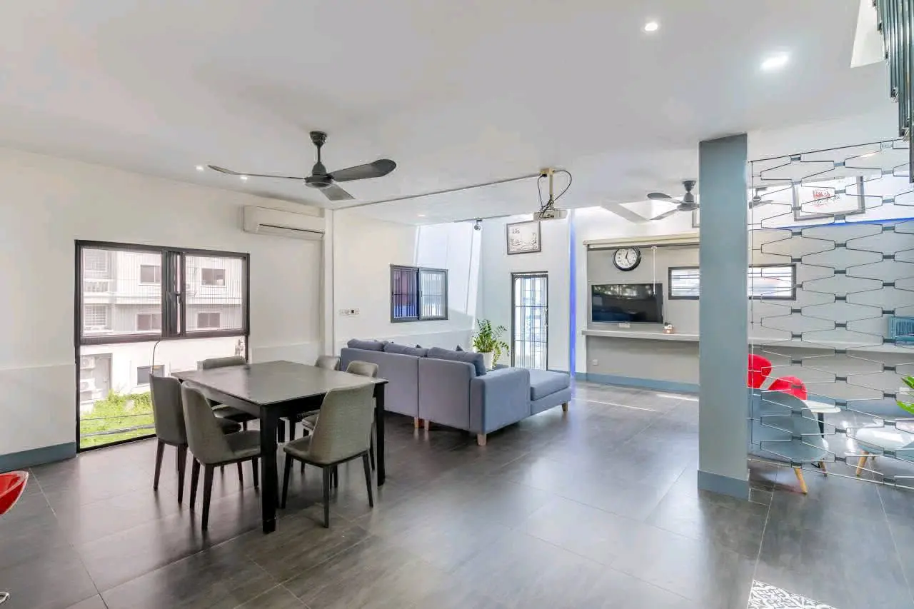 4-Bedroom House with Swimming Pool in Masaki thumbnail 2