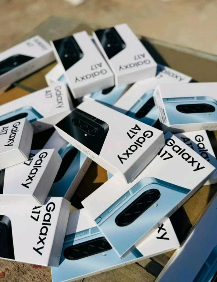 Samsung Galaxy A17 (4GB/128GB) New Stock Full Box thumbnail 4
