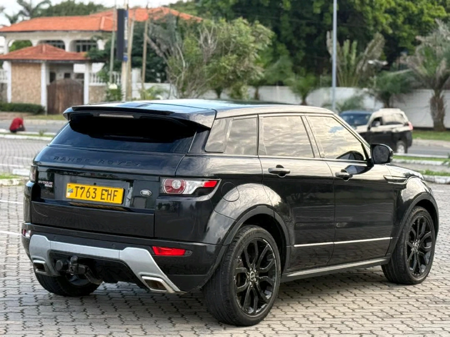 Range Rover Evoque 2012 Diesel SUV thumbnail 5