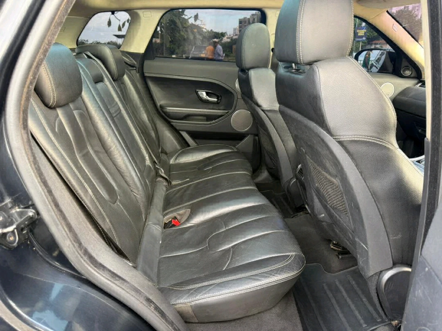 Range Rover Evoque 2012 Diesel SUV thumbnail 7