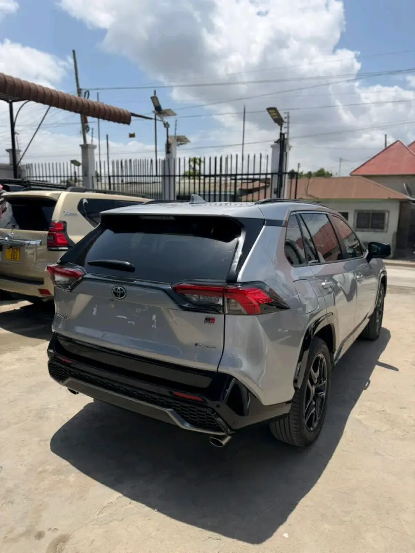 Silver 2025 Toyota RAV4 Hybrid GR thumbnail 4