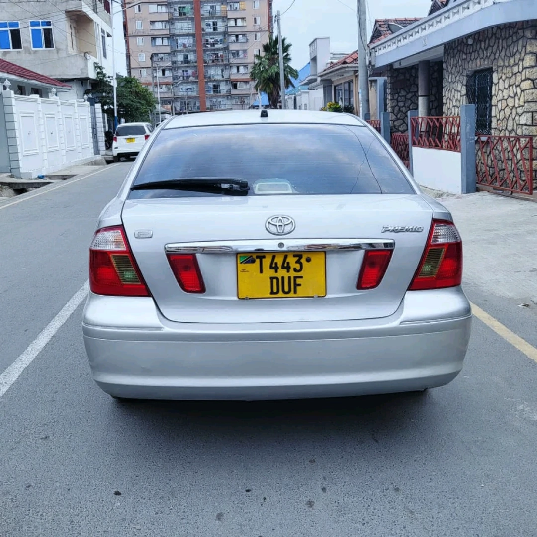 Toyota Premio F Silver 2003 thumbnail 5