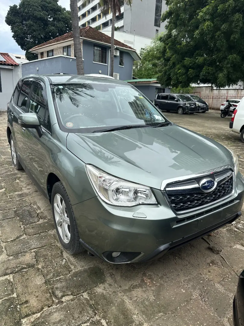 Subaru Forester 2015 thumbnail 4