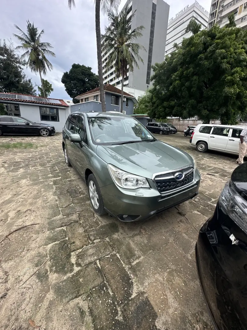 Subaru Forester 2015 thumbnail 5