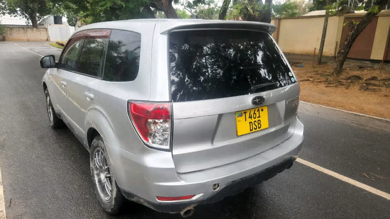 Subaru Forester XT thumbnail 2
