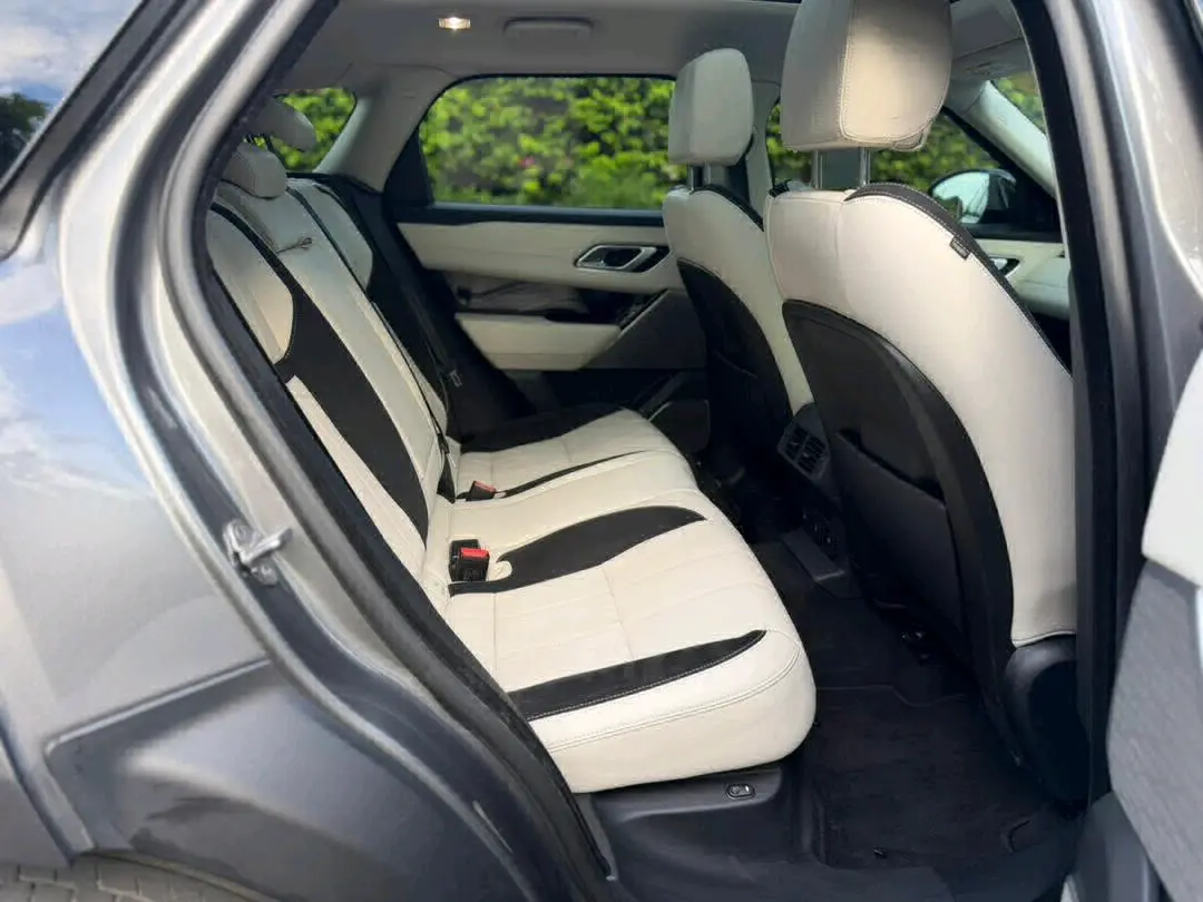 Range Rover Velar 2018 thumbnail 5