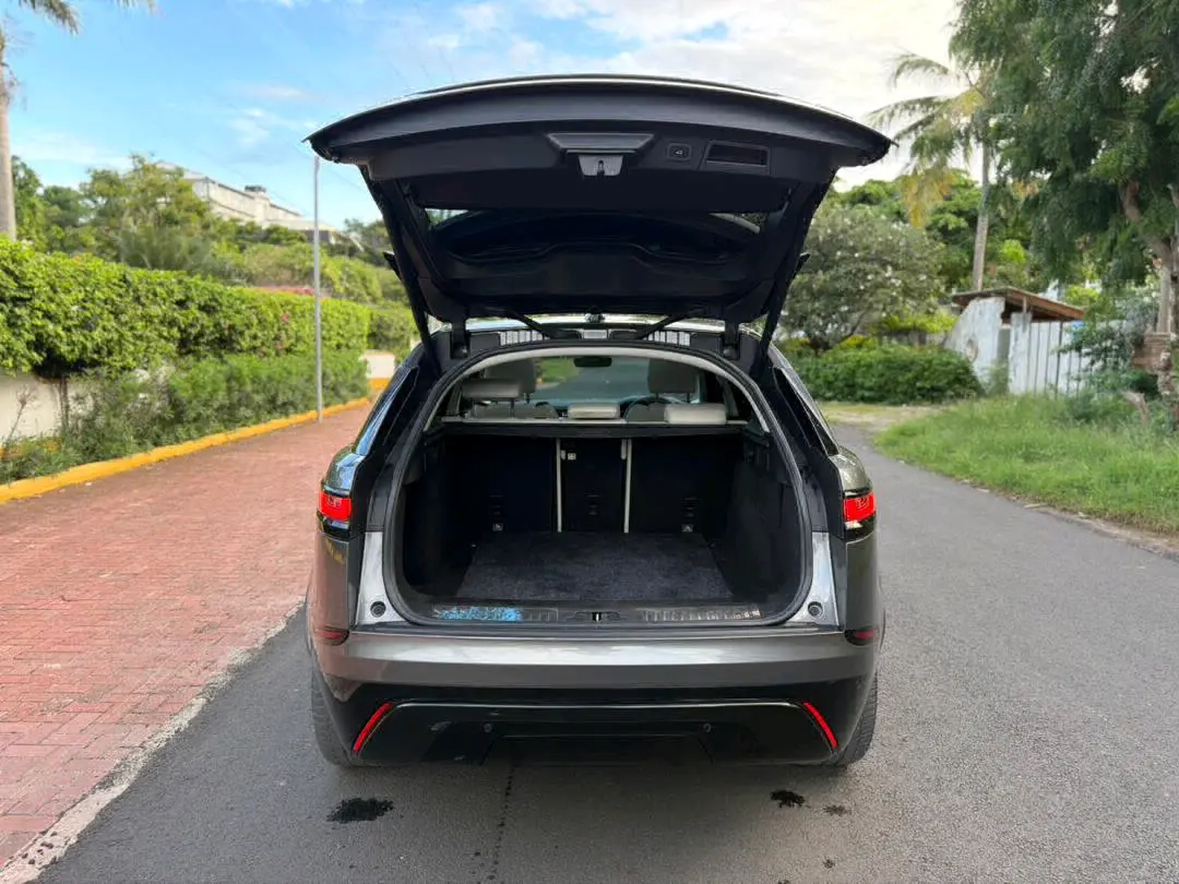 Range Rover Velar 2018 thumbnail 7