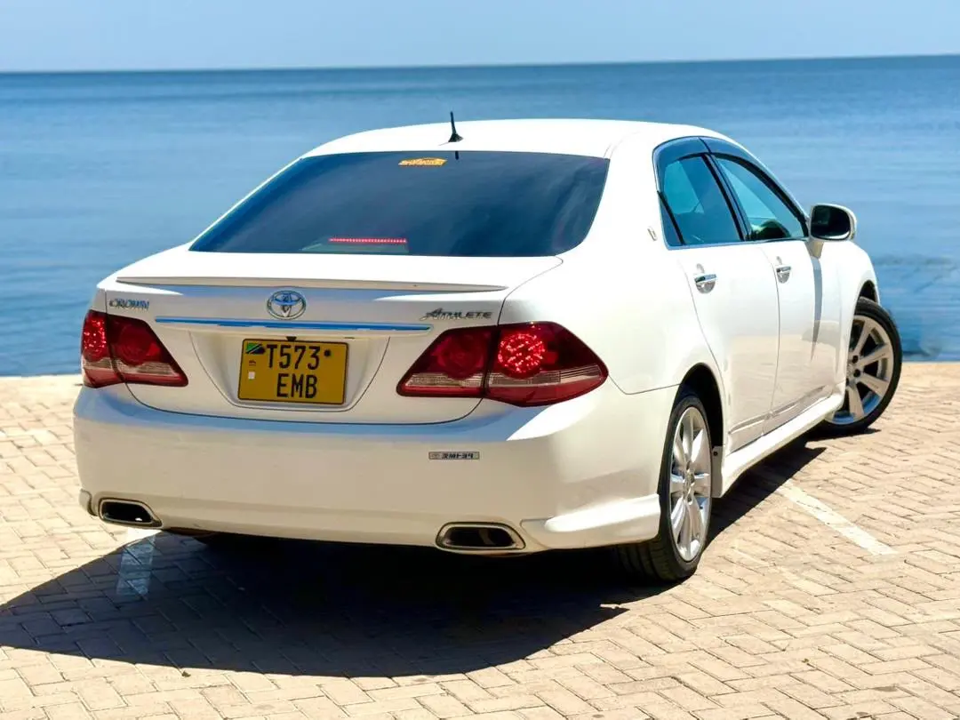 Toyota Crown Athlete 2008 thumbnail 6