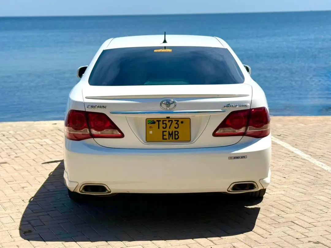 Toyota Crown Athlete 2008 thumbnail 7
