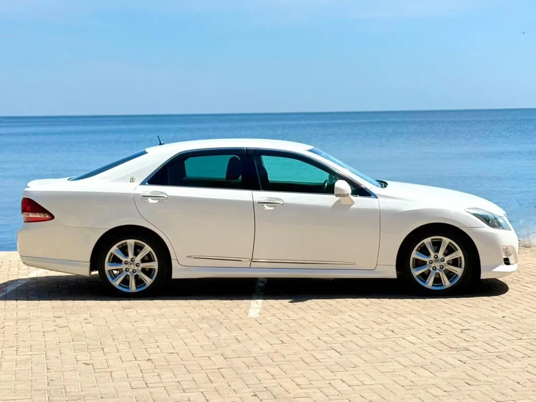 Toyota Crown Athlete 2008 thumbnail 9
