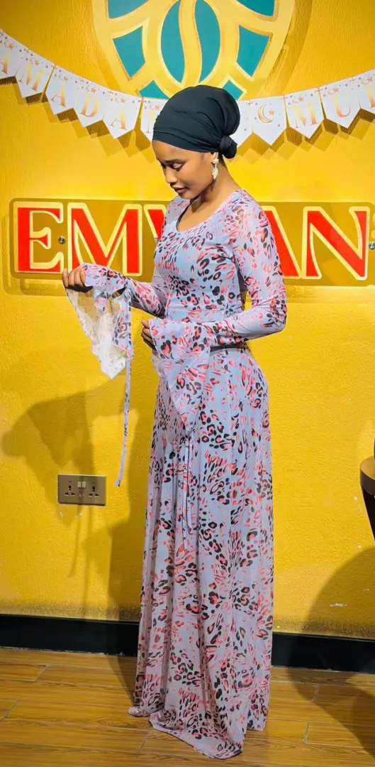Long-sleeved Floral Maxi Dress thumbnail 3