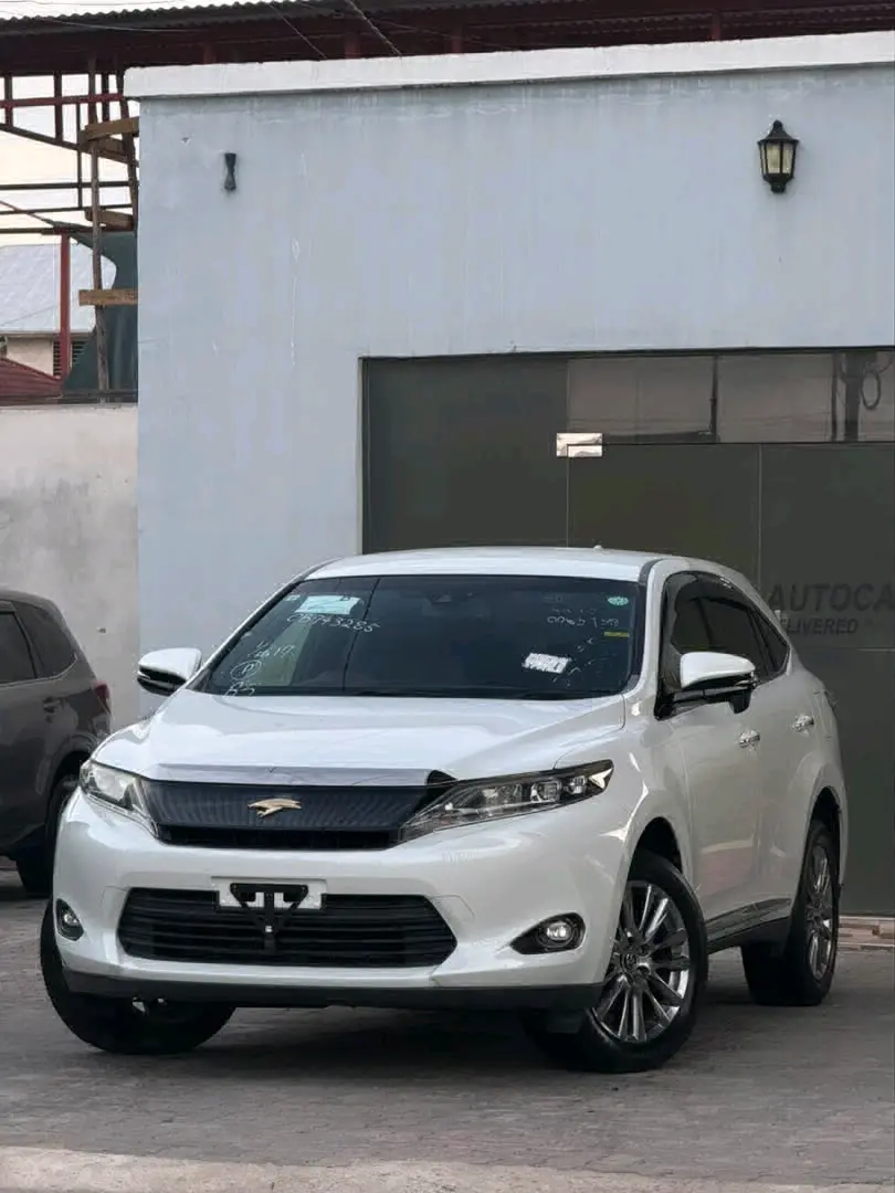 Toyota Harrier 2015 thumbnail 2