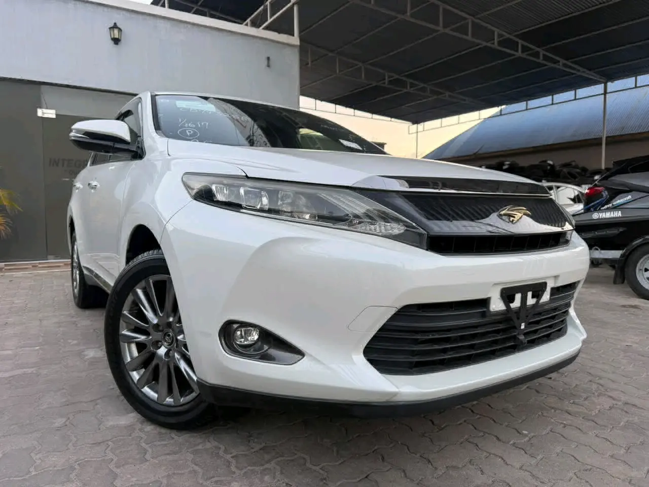 Toyota Harrier 2015 thumbnail 7