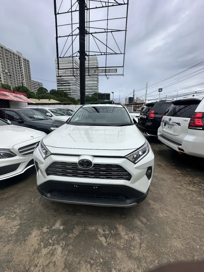 Toyota RAV4 2019 thumbnail 3