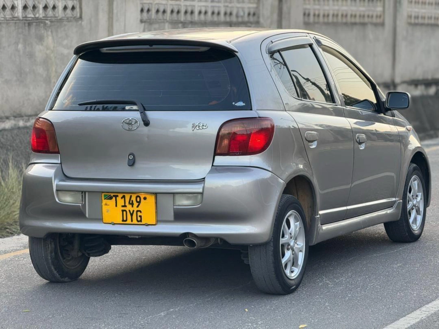 Toyota Vitz RS 2002 (1290cc) Mint Condition thumbnail 4