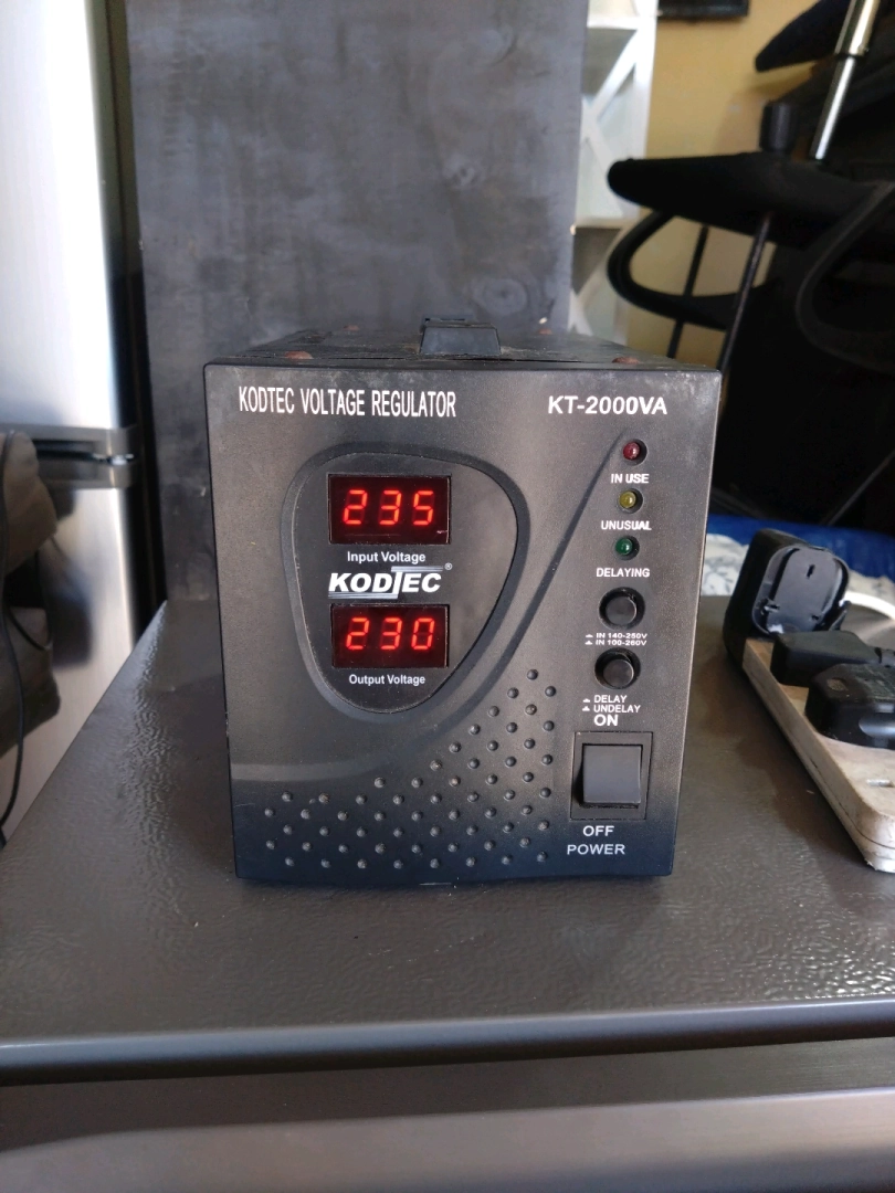 KODTEC KT-2000VA Voltage Regulator/Stabilizer 2000W